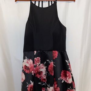 Girls (juniors) black and floral dress size 13